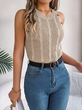 Load image into Gallery viewer, Cable-Knit Round Neck Vest