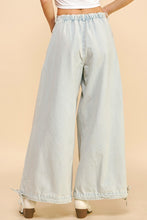 Load image into Gallery viewer, Davi &amp; Dani Drawstring Hem Wide Leg Mid Rise Jeans