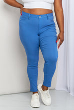 Load image into Gallery viewer, YMI Jeanswear Kate Hyper-Stretch Full Size Mid-Rise Skinny Jeans in Electric Blue