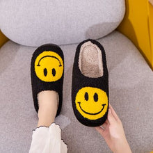 Load image into Gallery viewer, Melody Smiley Face Slippers