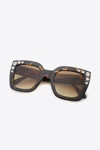 Load image into Gallery viewer, Inlaid Rhinestone Polycarbonate Sunglasses