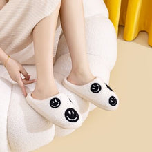 Load image into Gallery viewer, Melody Smiley Face Slippers