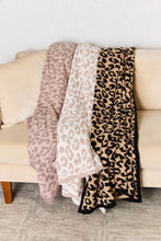 Load image into Gallery viewer, Cuddley Leopard Decorative Throw Blanket