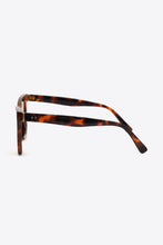 Load image into Gallery viewer, UV400 Polycarbonate Frame Sunglasses