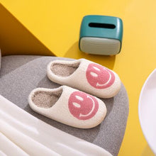 Load image into Gallery viewer, Melody Smiley Face Slippers