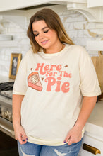 Load image into Gallery viewer, Here For The Pie Graphic T-Shirt In Cream