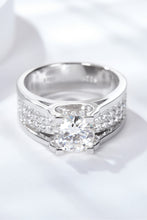 Load image into Gallery viewer, Made To Shine 1 Carat Moissanite Ring