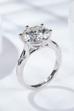 Load image into Gallery viewer, 5 Carat  Moissanite Solitaire Ring